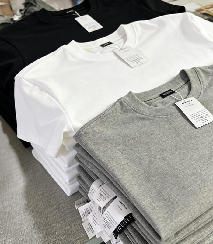 Private Label Service 5 clothing with label