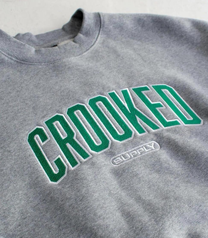 embroidrey sweatshirt